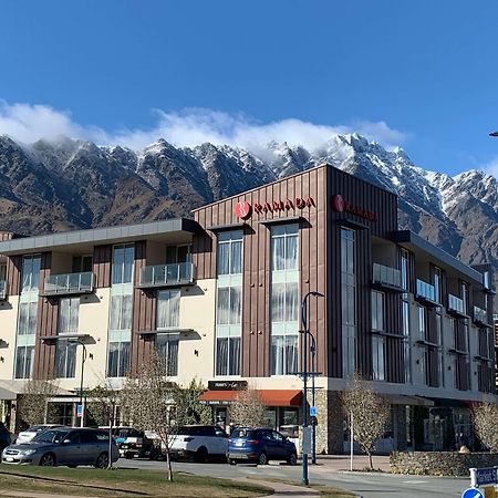 Ramada Suites By Wyndham Queenstown Remarkables Park Eksteriør bilde