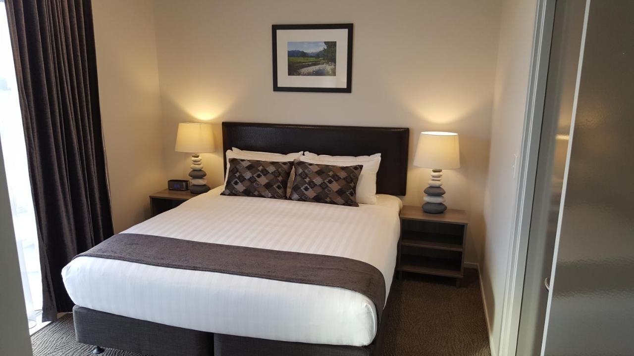 Ramada Suites By Wyndham Queenstown Remarkables Park Eksteriør bilde