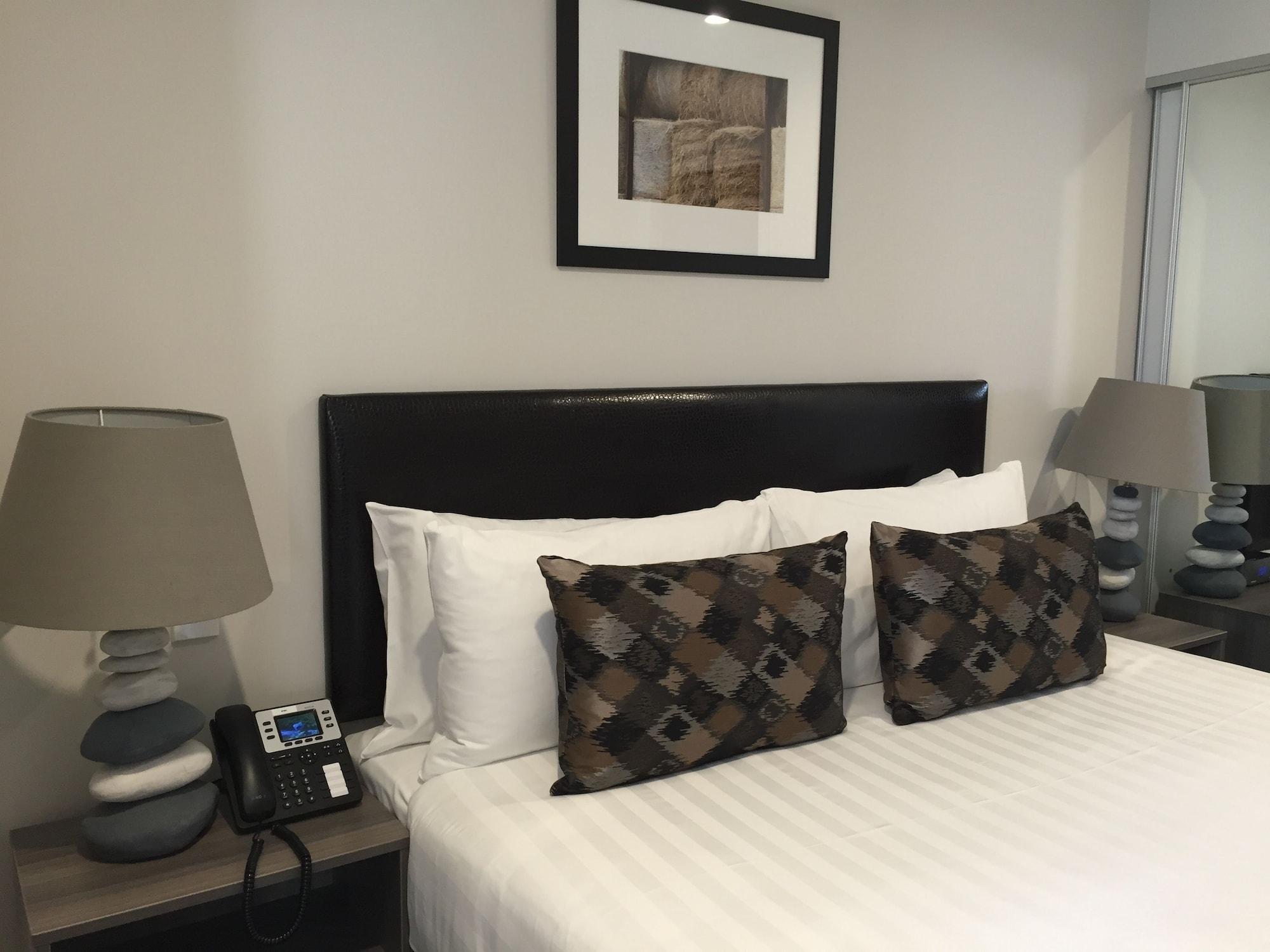 Ramada Suites By Wyndham Queenstown Remarkables Park Eksteriør bilde