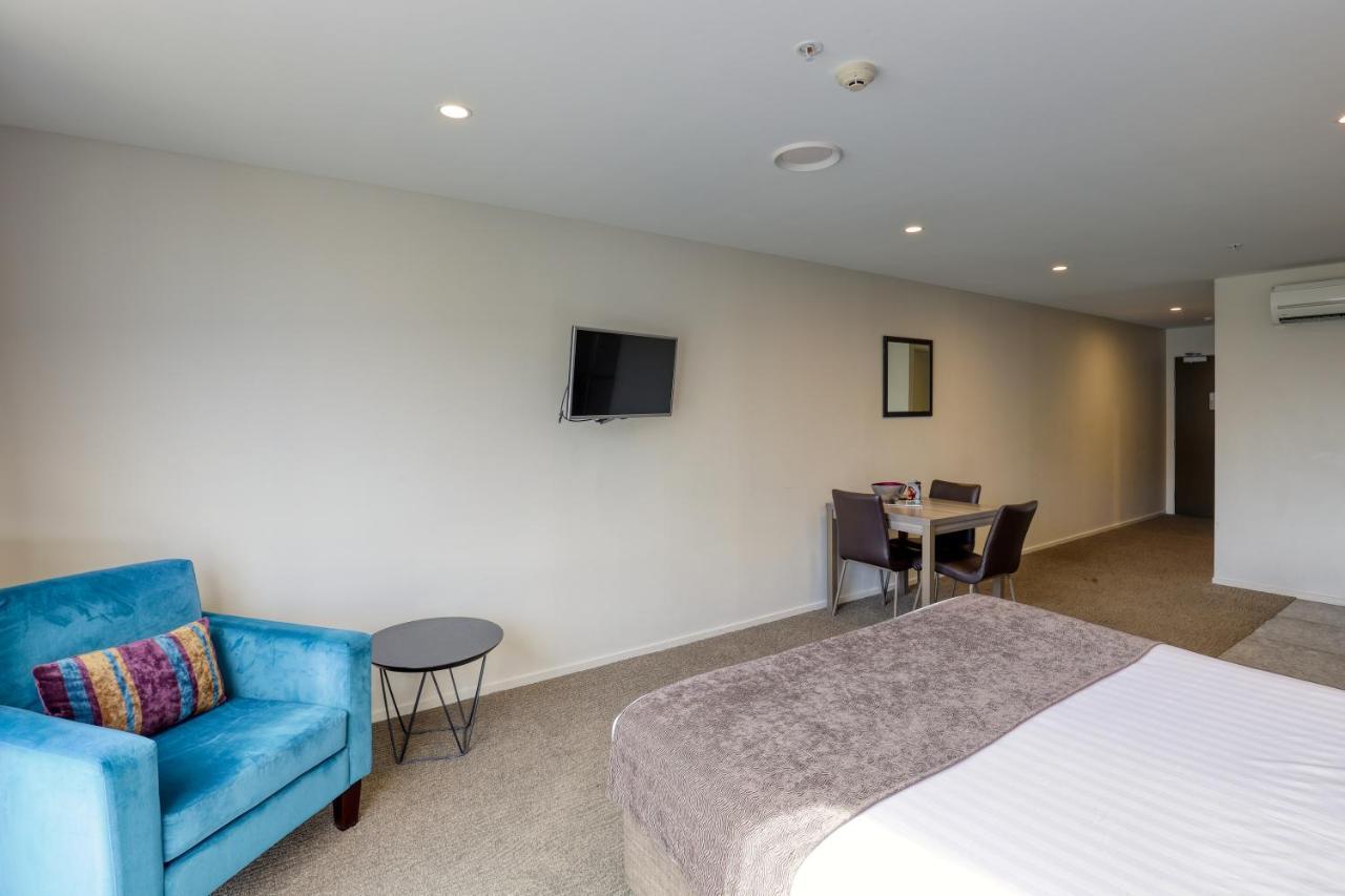 Ramada Suites By Wyndham Queenstown Remarkables Park Eksteriør bilde