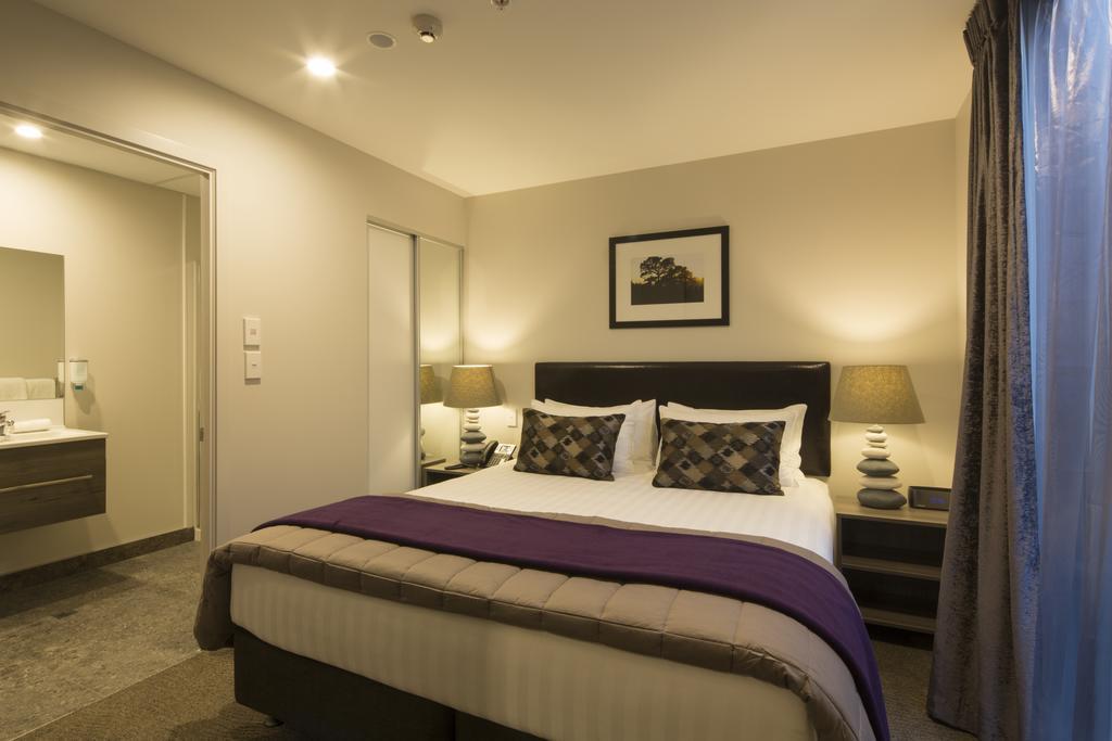 Ramada Suites By Wyndham Queenstown Remarkables Park Eksteriør bilde